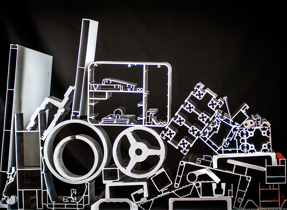 Sonder und kundenspezifische Aluminiumprofile | Crema Alluminio